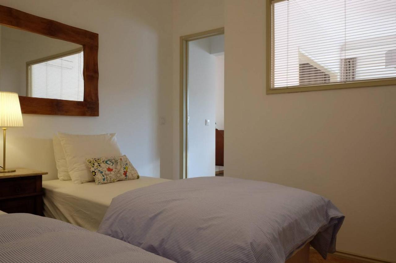 Central 2 Bedroom Apt W/Garden And Pantheon Views Lisboa Dış mekan fotoğraf